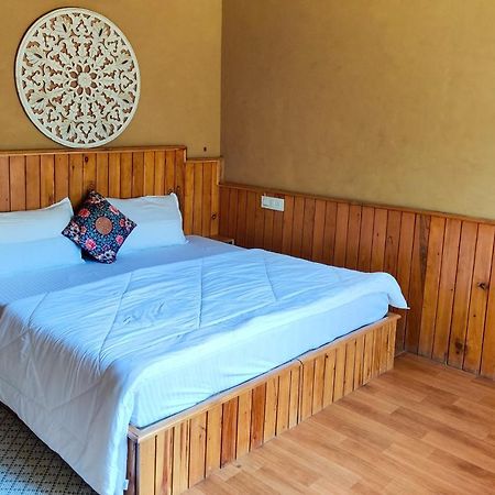 Incredible Guest House Jibhi エクステリア 写真